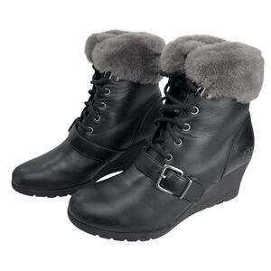 UGG JANNEY Black Wedge Waterproof Leather Faux Fur LinedShort Ankle Boot…